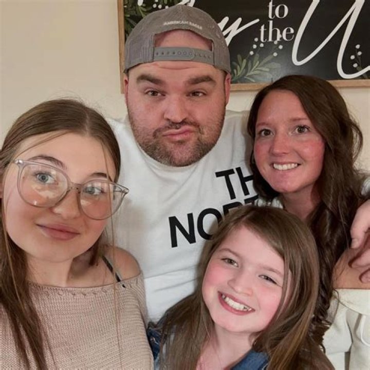 Amber Portwood’s biography, fact, career, awards, net worth & life story