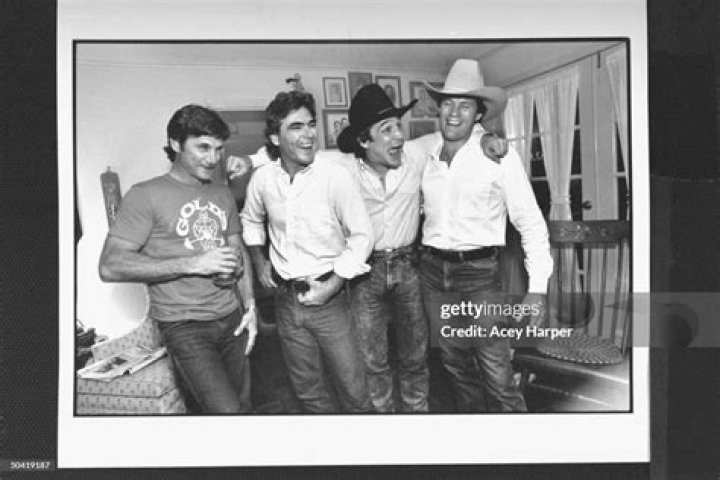 Clint Black Siblings: Meet Kevin Black, Brian Black, And Mark Black