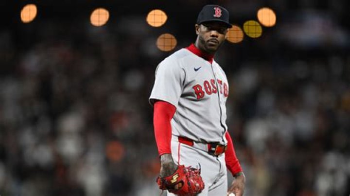 How many blown saves does Aroldis Chapman have in his career?