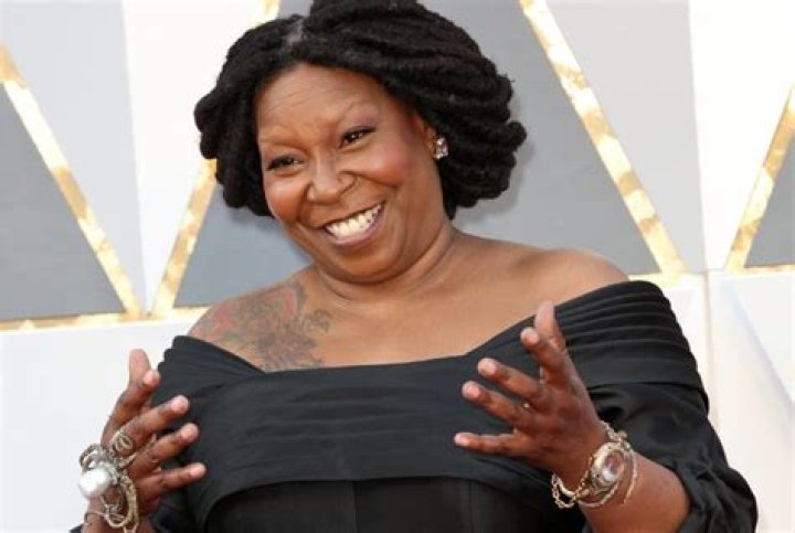 Is Whoopi Goldberg Gay? Does She Have A Daughter And Who Were Her Spouses?