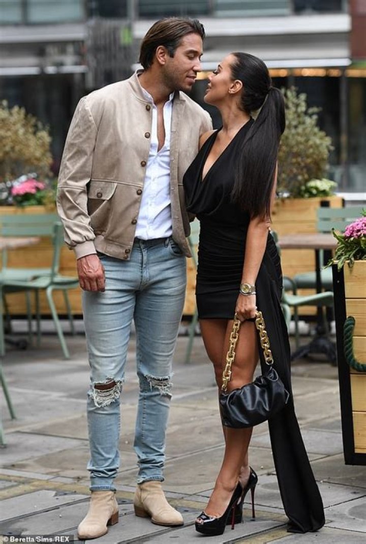 James Lock Height In Feet: Yazmin Oukhellou Boyfriend, Age, Wiki, Biography, Net Worth