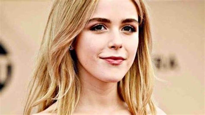 Kiernan Shipka: dating, net worth, tattoos, smoking & body measurements