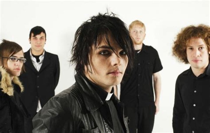 My Chemical Romance Members Age, Names, Lead Singer, Now, Setlist