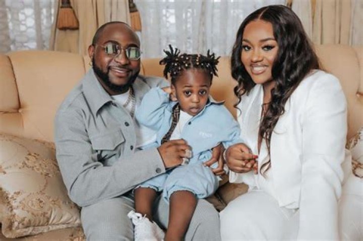 Smother : Who Is Ayoola Smart? Her Ethnicity Biography Boyfriend Net Worth