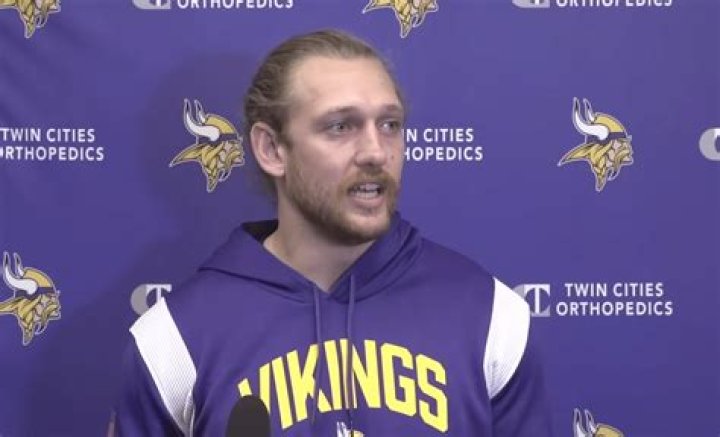 What Did The Vikings Trade for T.J Hockenson? Why Did The Lions Trade T.J Hockenson?