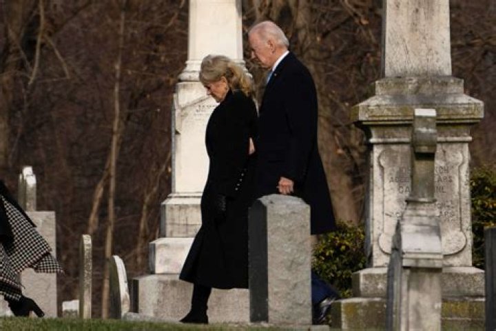 Who Is Brian Henderson First Wife? Death Cause And Net Worth Explained