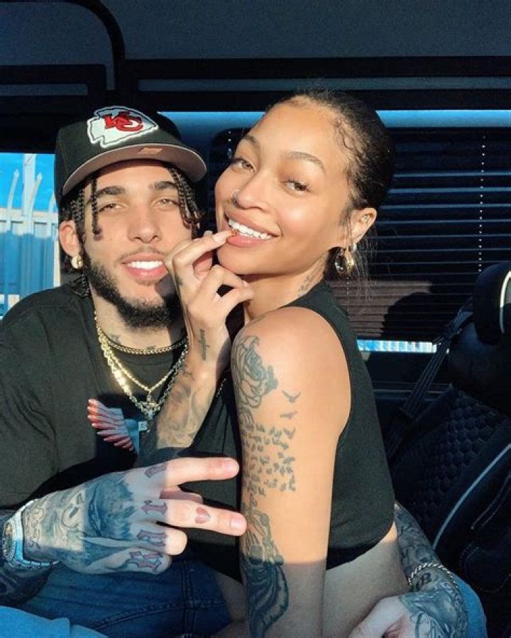 Who Is Evoni Barbour – Liangelo Ball Girlfriend? Everything On Her Age & Wiki