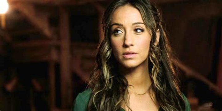 Who Is Stella Maeve (The Magicians Actress) & Does She Have A Boyfriend?