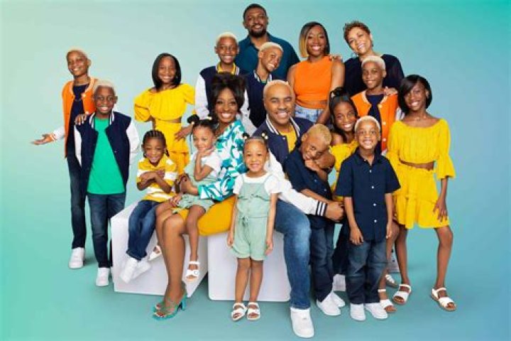 Why Do Fans Think Dad Deon Derrico On Doubling Down With the Derricos Has A Brother?